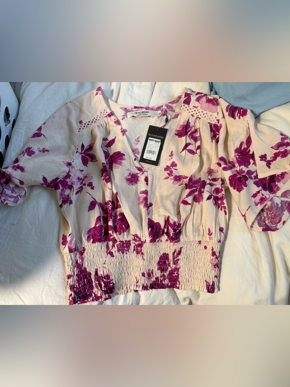Idyllwind brand new Floral Top in Magenta and Cream